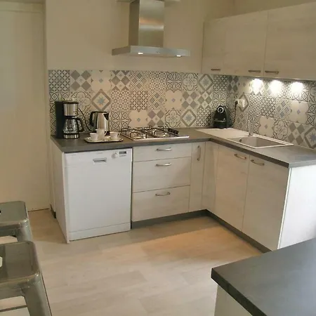 Three-bedroom Holiday In Semesterbostad Eymet